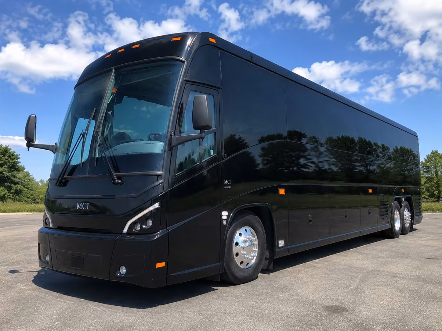 field trip transportation to crystal bridges museum of american art in springdale and bentonville