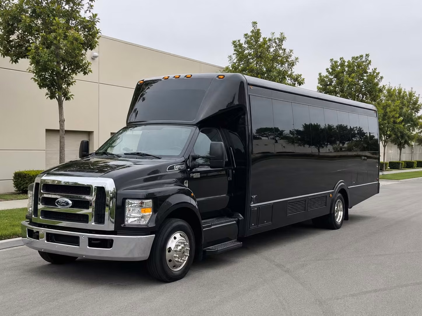 party bus rentals for shows at george s majestic lounge and other fayetteville venues
